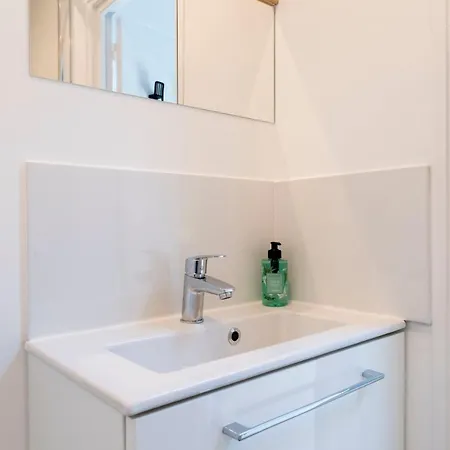 Proche Place Saint-sauveur * Caen