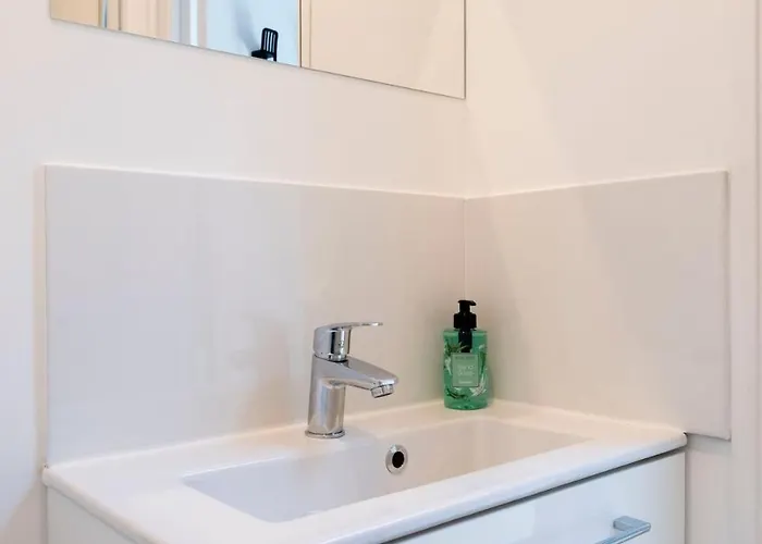 Proche Place Saint-sauveur * Caen